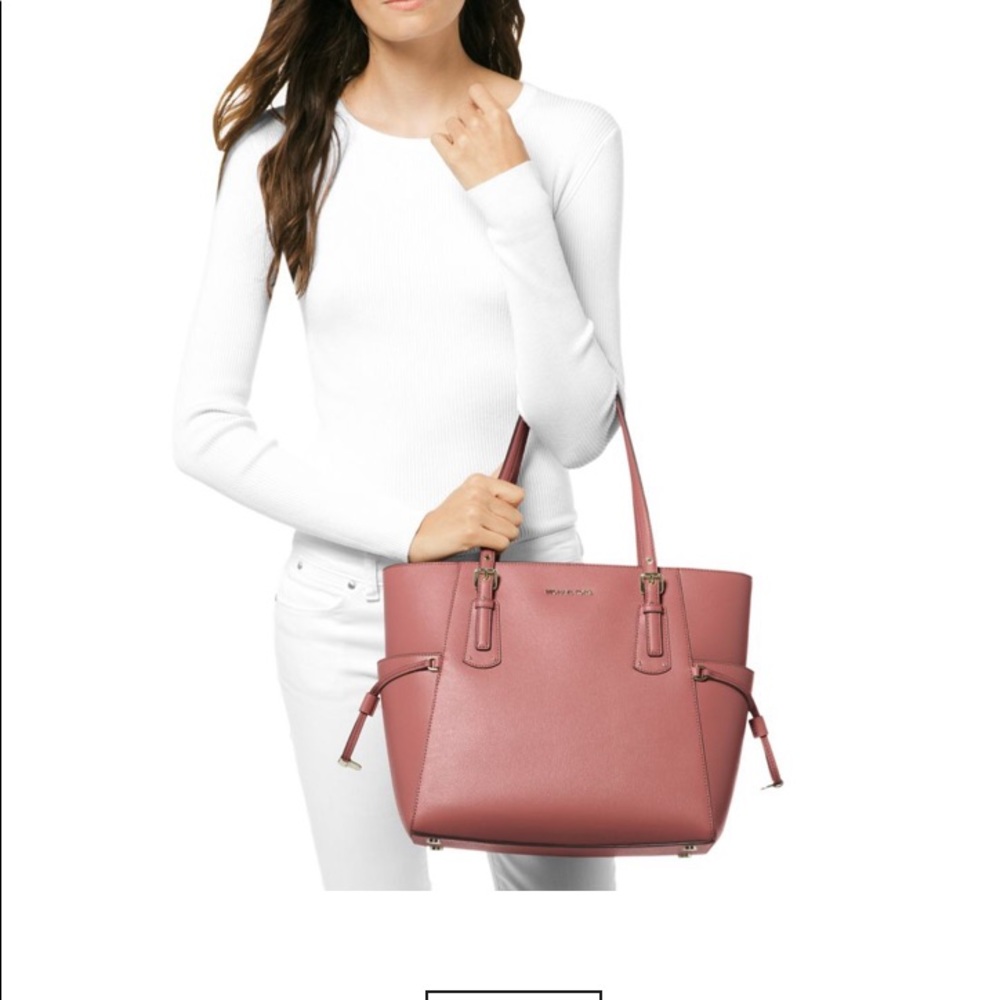 Firm❗️Michael Kors voyager tote shoulder bag - Picture 6 of 8